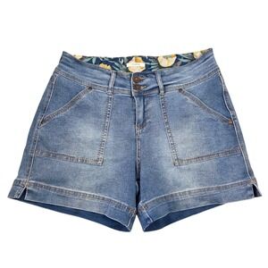 Maurices Womens Denim Shorts Blue Size 8 Preppy Boho Casual Western Retro Style